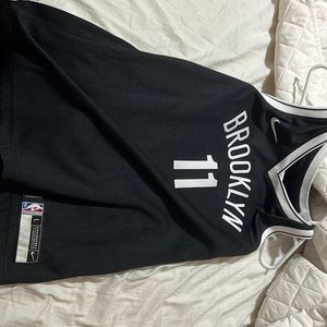 Kids large Brooklyn nets kyrie Irving jersey